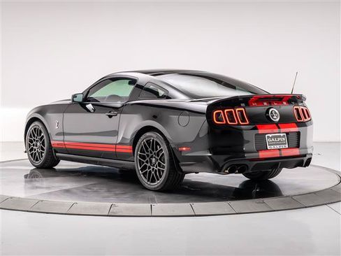 Used 2013 Ford Mustang Shelby GT500 RWD image 3