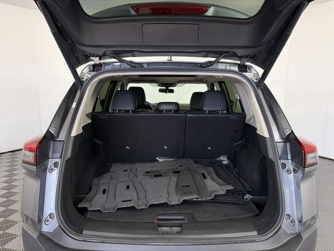 Used 2023 Nissan Rogue SV w/ SV Premium B Package AWD/4WD image 14