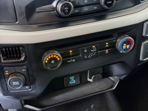 Used 2023 Ford F150 XLT AWD/4WD image 36