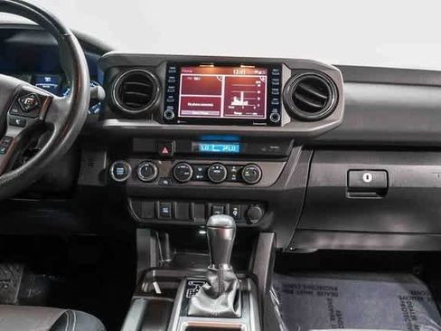 Certified 2023 Toyota Tacoma TRD Sport image 14