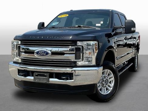 Used 2019 Ford F250 XLT AWD/4WD image 3