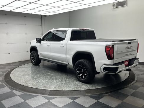 Used 2023 GMC Sierra 1500 AT4 w/ Technology Package AWD/4WD image 2