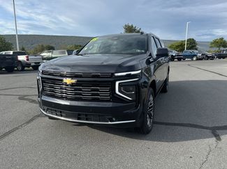 New 2025 Chevrolet Suburban High Country video 3