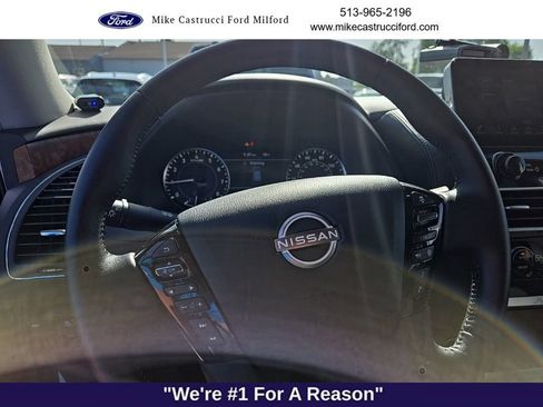 Used 2023 Nissan Armada SL w/ Captain's Chairs Package AWD/4WD image 8