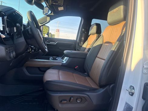 New 2026 Chevrolet Silverado 2500 High Country AWD/4WD image 15