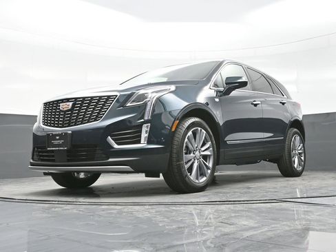 New 2025 Cadillac XT5 Premium Luxury w/ Technology Package AWD/4WD image 19