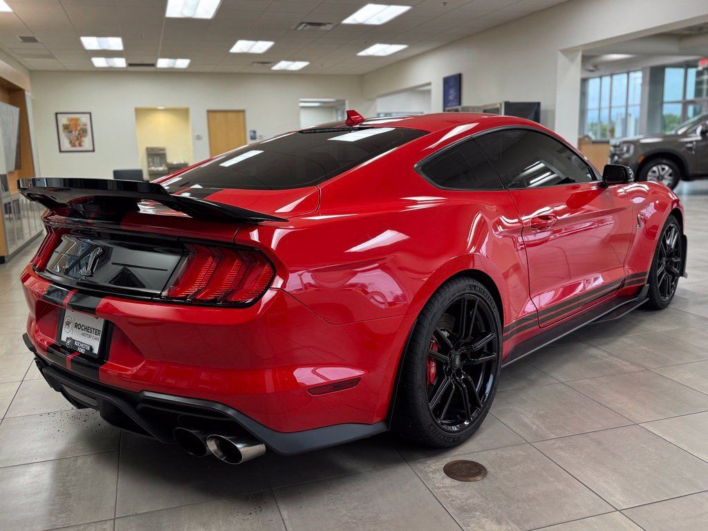 Used 2021 Ford Mustang Shelby GT500 w/ Technology Package RWD image 42