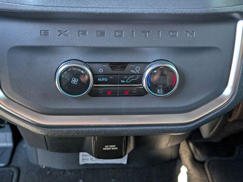 New 2025 Ford Expedition Max King Ranch image 14