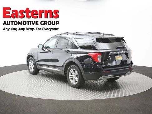 Used 2022 Ford Explorer XLT w/ Equipment Group 202A AWD/4WD image 63