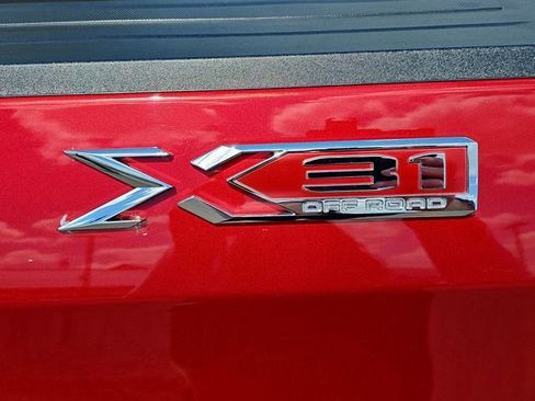 Used 2024 GMC Sierra 1500 SLT w/ SLT Premium Plus Package AWD/4WD image 36
