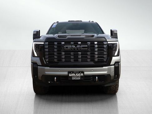 Used 2025 GMC Sierra 2500 Denali Ultimate AWD/4WD image 9
