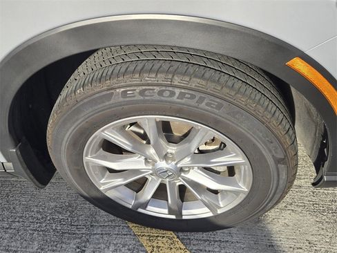 Used 2025 Honda CR-V EX image 6