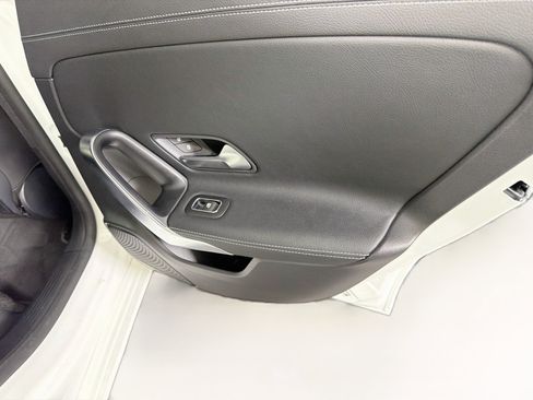 Used 2022 Mercedes-Benz CLA 250 image 29