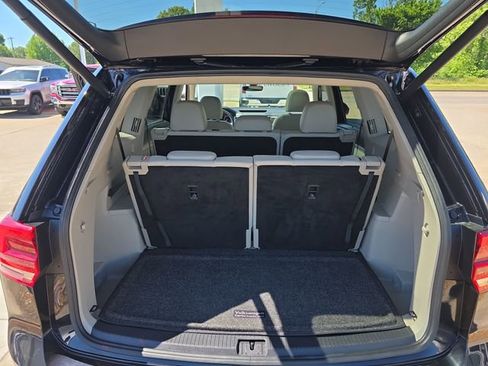 Used 2019 Volkswagen Atlas SEL Premium AWD/4WD image 17