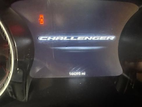 Used 2017 Dodge Challenger R/T RWD image 14