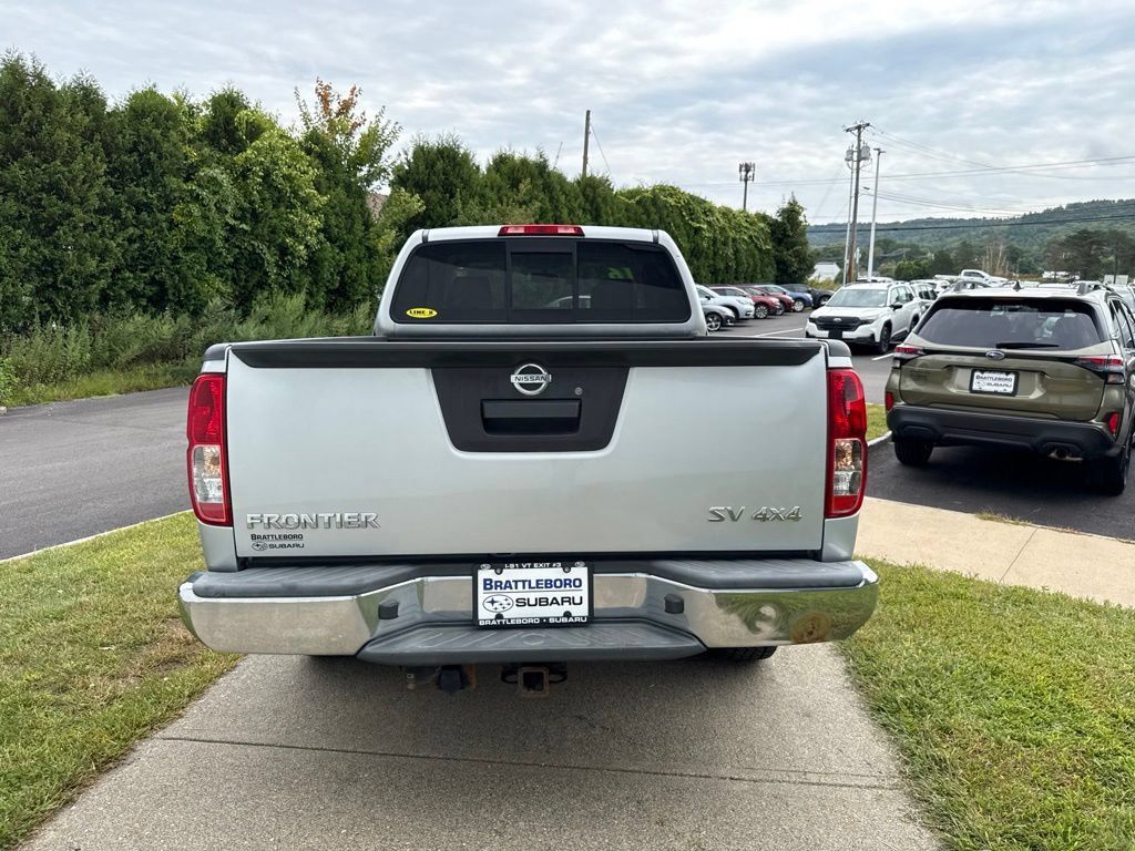 Used 2016 Nissan Frontier SV AWD/4WD image 5