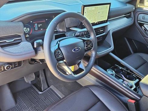 New 2026 Ford Explorer Platinum image 3