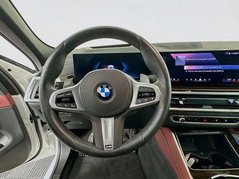 Used 2026 BMW X6 xDrive40i AWD/4WD image 16