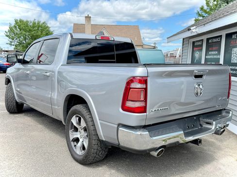 Used 2019 RAM 1500 Laramie AWD/4WD image 5