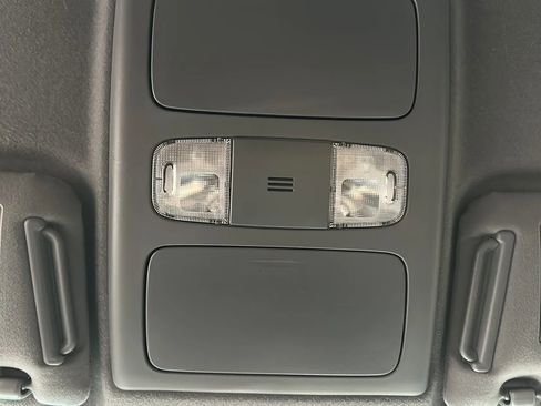 Used 2015 Toyota Tacoma PreRunner w/ TRD Off-Road Package image 25