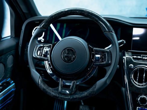 Used 2026 Rolls-Royce Cullinan AWD/4WD image 46