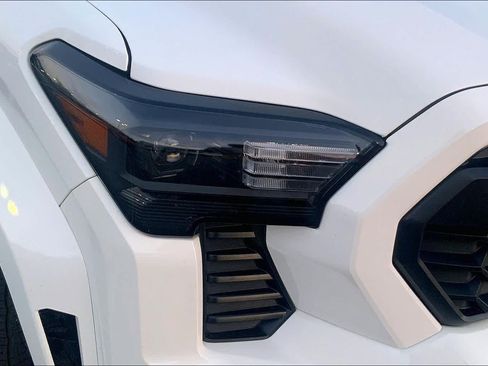 Used 2024 Toyota Tacoma TRD Sport RWD image 24