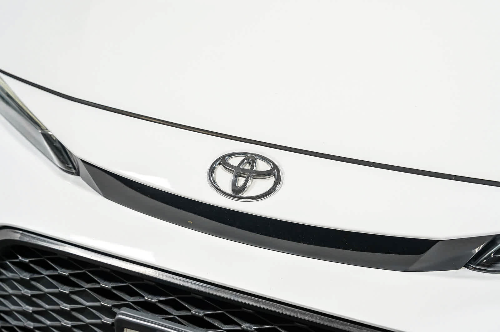 Used 2024 Toyota Corolla SE FWD image 8