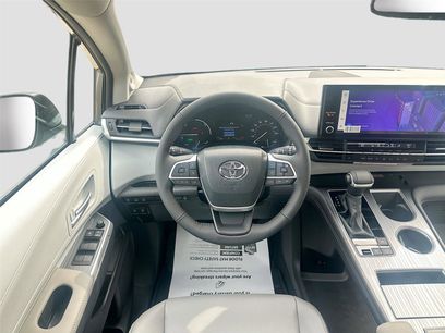 New 2026 Toyota Sienna XLE