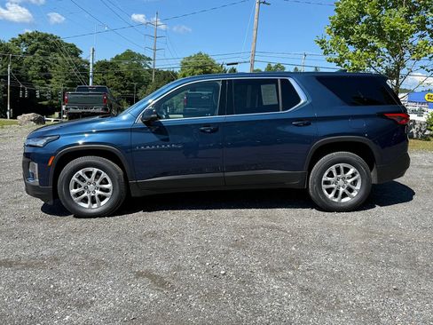 Used 2023 Chevrolet Traverse LS AWD/4WD image 7