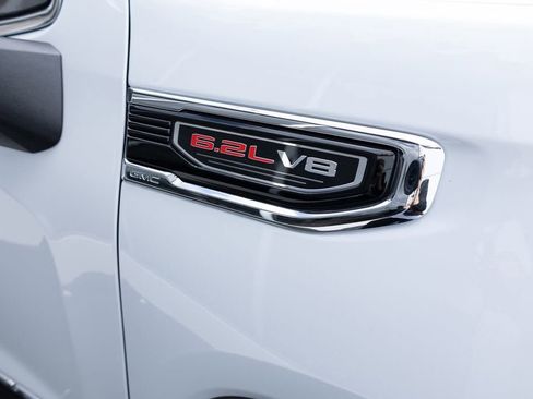 New 2026 GMC Sierra 1500 SLT w/ SLT Premium Plus Package AWD/4WD image 10
