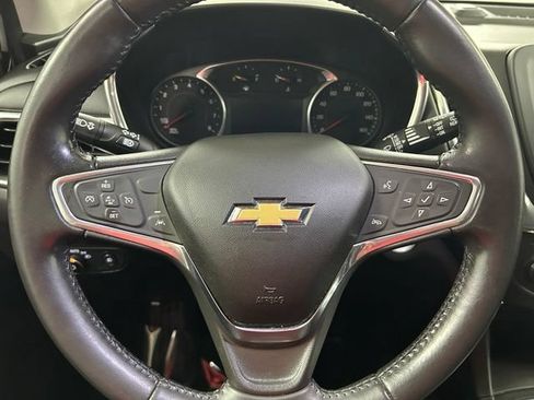 Used 2020 Chevrolet Equinox LT FWD image 18