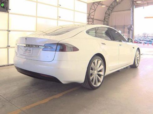 Used 2017 Tesla Model S 75 image 4