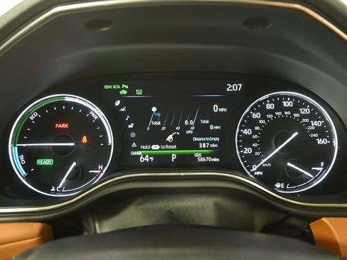 Used 2021 Toyota Avalon Limited w/ Advanced Safety Package image 24