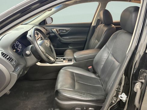 Used 2014 Nissan Altima 2.5 SL w/ Moonroof Package image 11