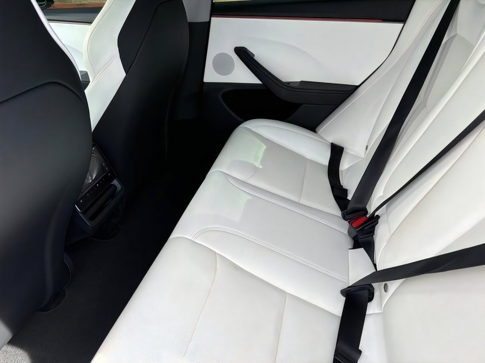 Used 2026 Tesla Model 3 Performance AWD/4WD image 14