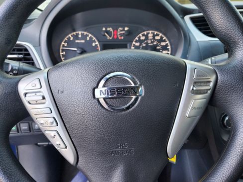 Used 2017 Nissan Sentra S image 13