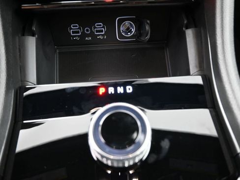 New 2025 Jeep Grand Cherokee Altitude image 4