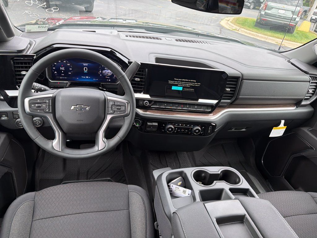 New 2026 Chevrolet Silverado 1500 RST AWD/4WD image 14