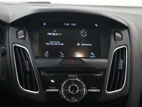 Used 2017 Ford Focus SEL w/ Interior Protection Package FWD image 16