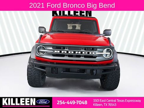 Used 2021 Ford Bronco Big Bend w/ Sasquatch Package AWD/4WD image 2