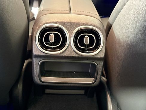 New 2026 Mercedes-Benz C 300 Sedan image 23