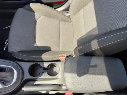 Used 2024 Kia Forte LXS w/ LXS Technology Package FWD image 14