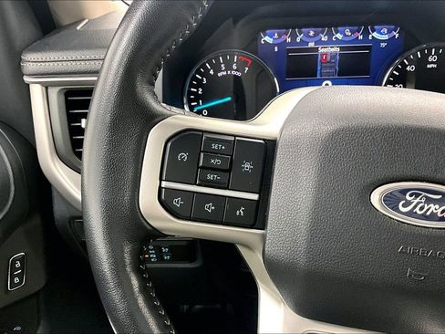 Used 2024 Ford Expedition XLT RWD image 19