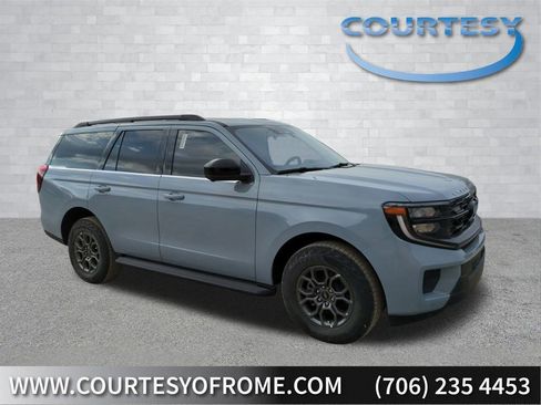 New 2025 Ford Expedition Active image 1