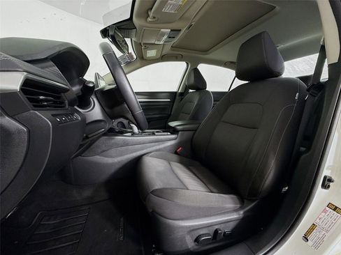 Used 2020 Nissan Altima 2.5 SV image 21