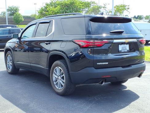 Used 2023 Chevrolet Traverse LT FWD image 5