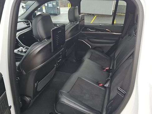 Used 2023 Jeep Grand Cherokee Trailhawk w/ Advanced Protech Group II image 10