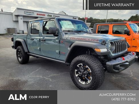 New 2025 Jeep Gladiator Rubicon w/ Safety Group AWD/4WD image 18