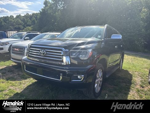 Used 2018 Toyota Sequoia Platinum AWD/4WD image 1