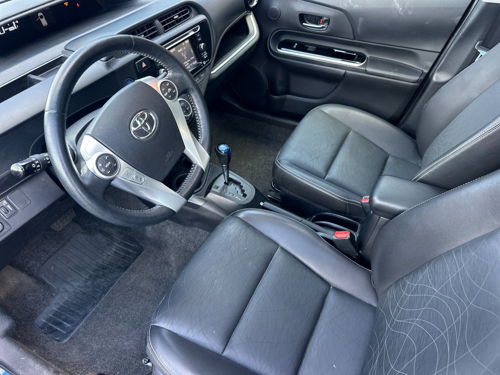 Used 2016 Toyota Prius C Four FWD image 9